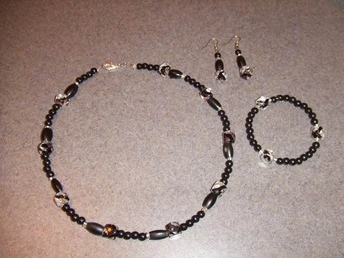 Black Necklace set