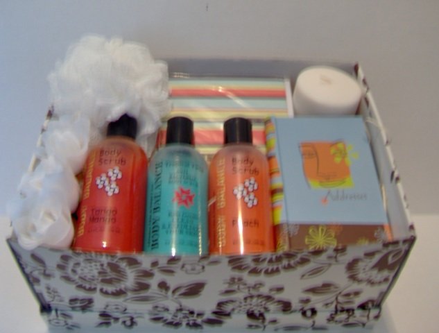 Fun N' Bright 7 piece Gift Set! Free Shipping And Handling!!!