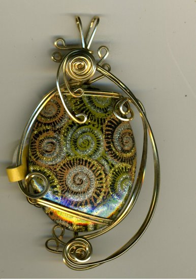 Beautiful 14kt rolled gold pendant