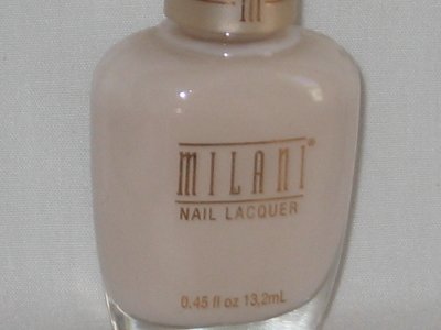 MILANI FRENCH Manicure NAIL Polish #304 LINEN Very Light off-white