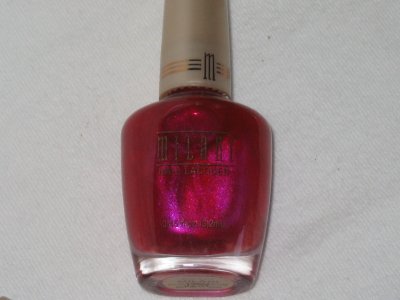 MILANI Nail Polish #12 VINTAGE WINE Nice Iridescent Dark Winey/Pink shimmer