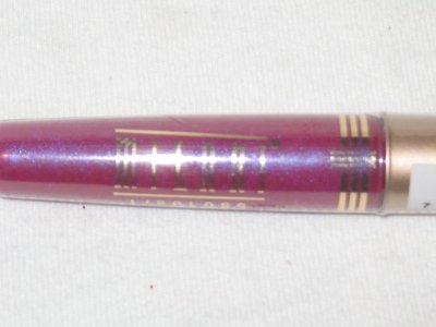 MILANI Lip Gloss #01 VIOLETA a Nice Fushia PINK Lipgloss NEW & SEALED