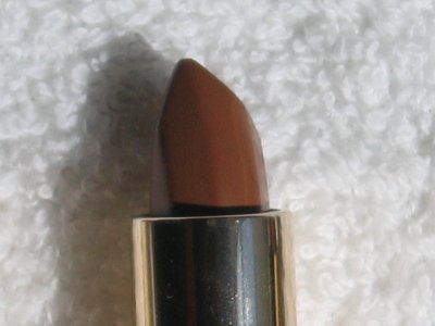 MILANI LiPSTicK #09A MALT MOCHA a MATTE Mocha Lipstick NEW