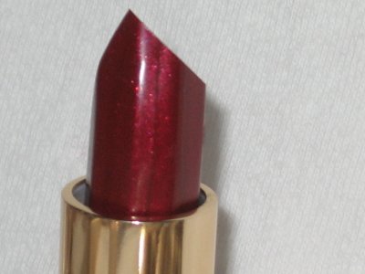 MILANI LiPSTicK #15 ROYAL RUBY a Gorgeous Shimmer RUBY Lipstick NEW
