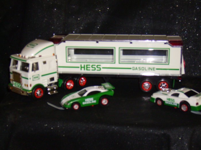 1997 Hess Truck with 2 Cars