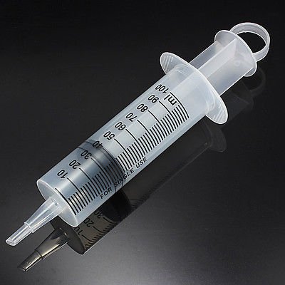 100 ml Plastic Reusable Syringe For Measuring Nutrient Sterile db