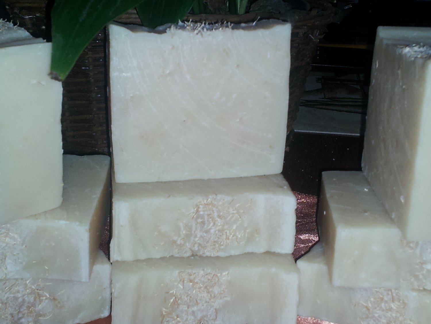 Sweet Orange & Pineapple With Ground Loofa Soap