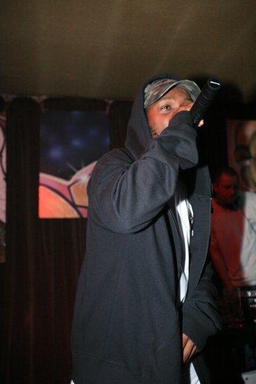 The Muna-ology Hoody (Black)