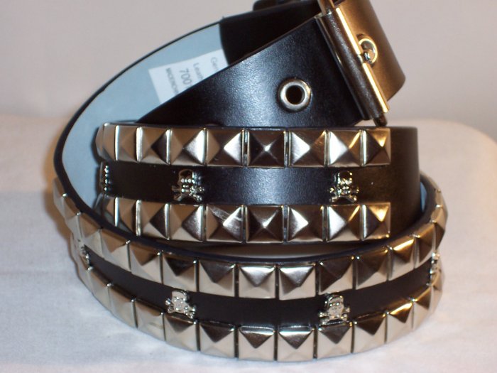 2 ROW PYRAMID SKULL& BONES LEATHER BELT BLACK SZ L