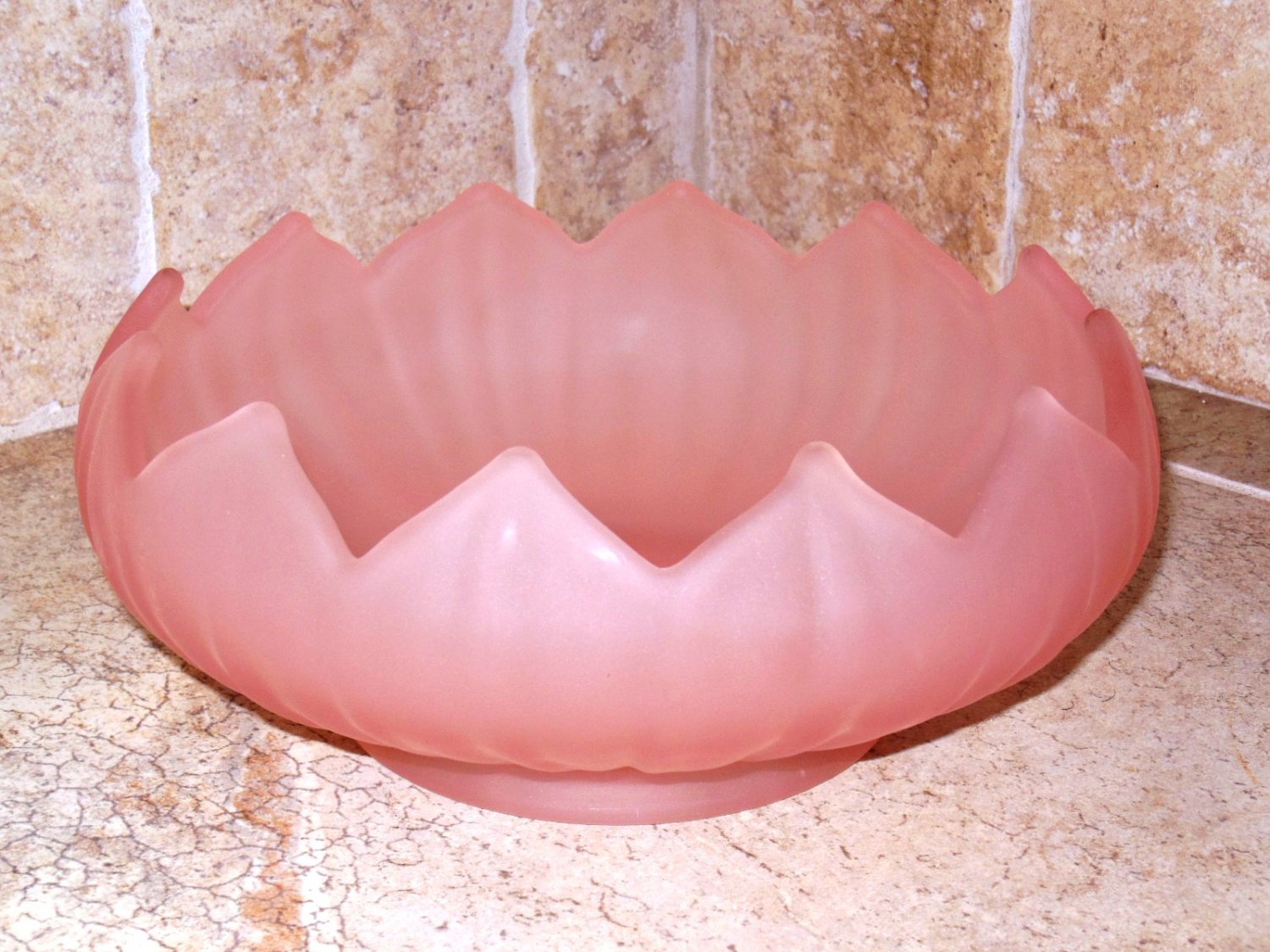 Westmoreland Glass Pink Mist Cupped Lotus 9" Bowl NOS