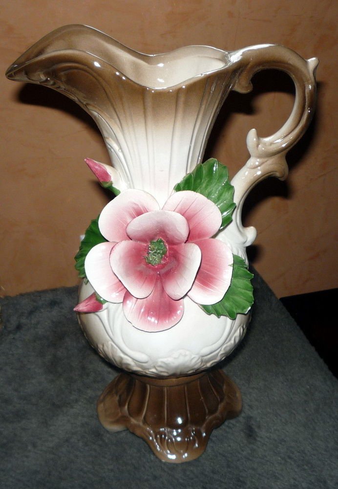 NUOVA CAPODIMONTE Rose Pitcher I.I.E. Exculsive Brown