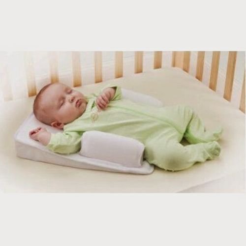 Newborn Safety Pillow Comfort Sleeping Pad Baby Bed in Bed Anti Turning