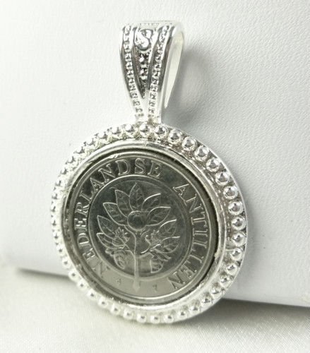 Netherland Antillean Guilder 10 Cent Coin Pendant Coin jewelry