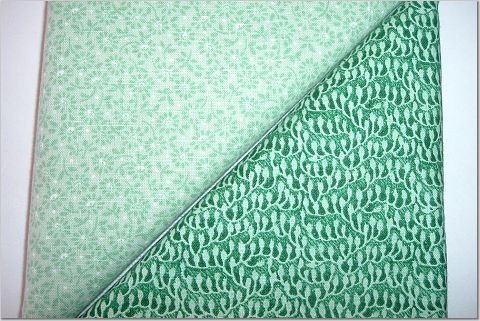 Foam Green Floral n Green Print - Two FAT Quarters (2742)