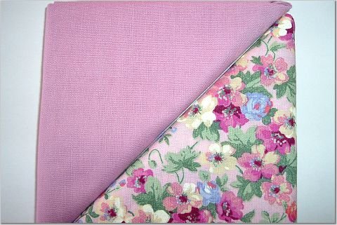 Mauve Floral Bouquet n Solid Mauve - Two FAT Quarters (2772)