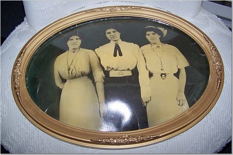Framed TRIPLETS * Vintage Oval Glass