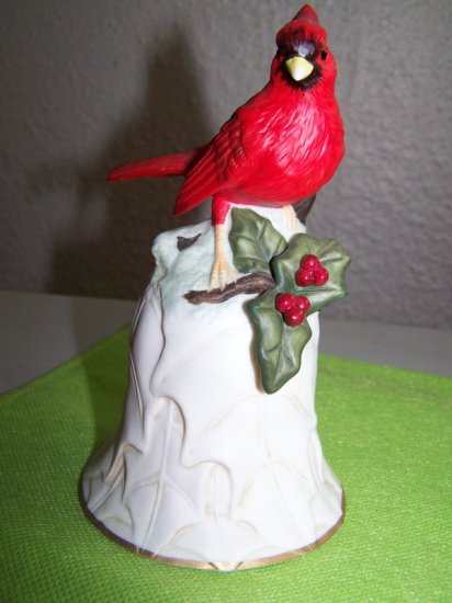 Red Cardinal BELL * Bright and Colorful * AVON