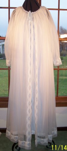 Mint condition vintage sheer ivory peignoir gown and robe