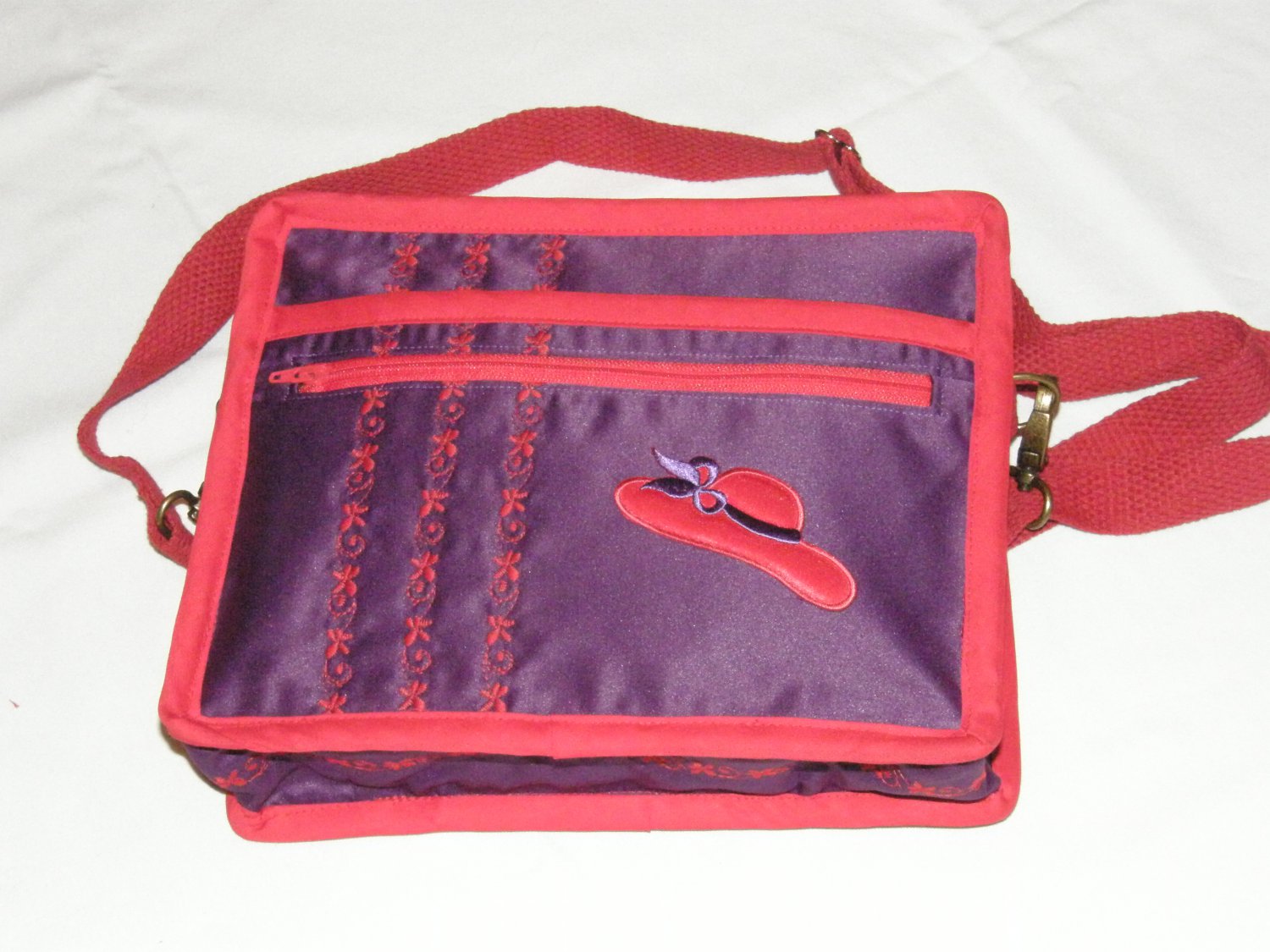 $59.50 Red Hat Ladies 8X10 Shoulder Bag Purple Sateen Red Hat Red Stylized Flower Top Stitching