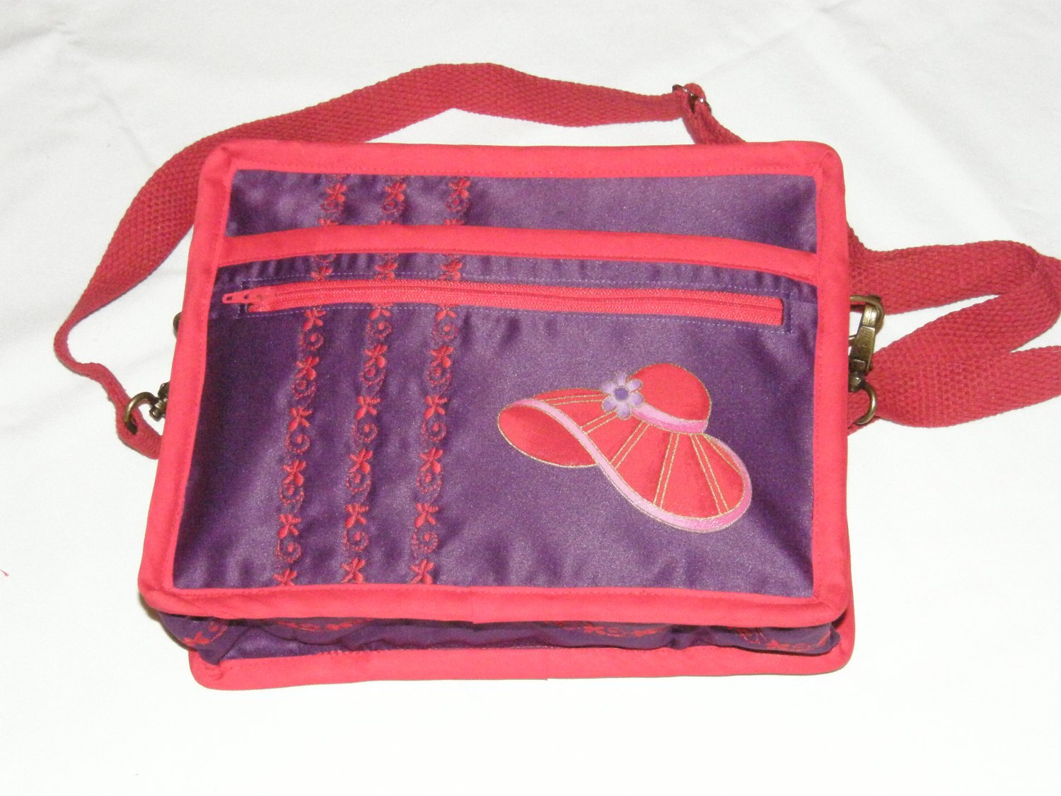 $59.50 Red Hat Ladies 8X10 Shoulder Bag Purple Sateen Red Hat Decor RedStylizedFlowerTopStitching