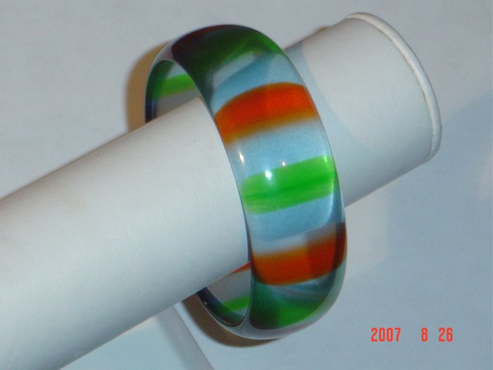 Vintage Lucite Bangle Bracelet Jello