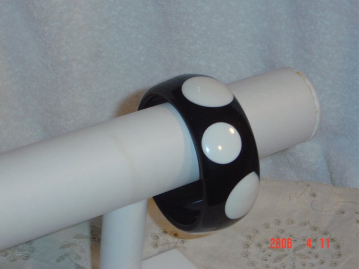 Lucite Wide Polka Dot Bangle Bracelet Black White