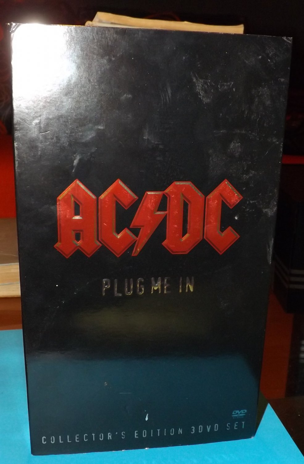 Amazoncom: AC/DC: Plug Me In Three-Disc Limited Edition