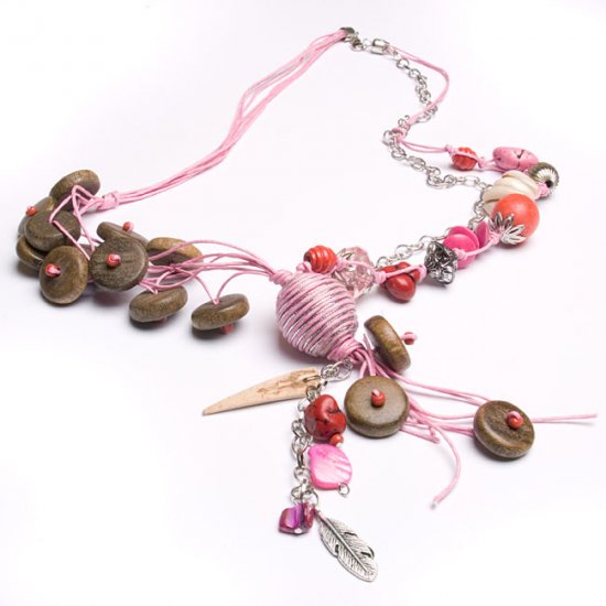 Pretty in Pink Beaded Necklace