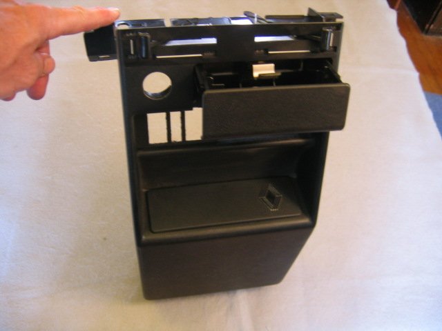 Renault R5 (LeCar) NOS console
