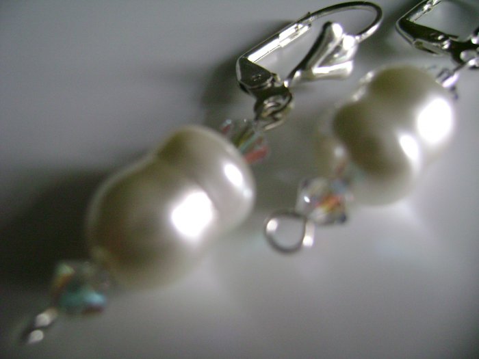 Romantic Pearl Earrings