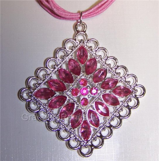 Fashion Jewelry Necklace and matching earring set