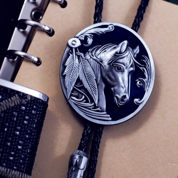 Bolo Tie Totem Necklace - Horse Head Bolo Tie Necklace - Vintage Bola Tie t02
