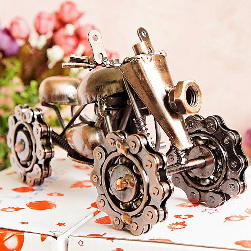 Color Red Wine Iron Chain Snowmobile Model Vintage Car