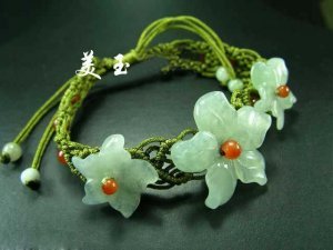 Noble chinese white jade flower stretch bracelet bangle