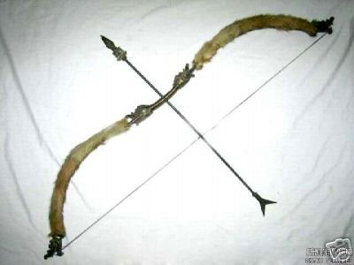 Rare Tibetan sheep skin bronze bow and arrow