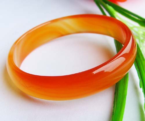 The Unique Style Expectant Red Jade Bangle