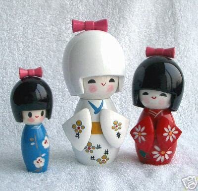 Beautiful Japanes 3 girls dolls