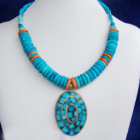 Stunning turquoise pendant necklace