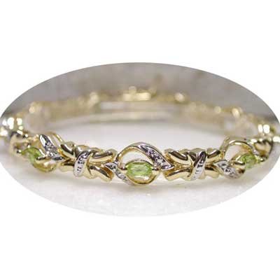 2.26ctw genuine Peridot & Diamond bracelet