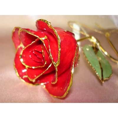 Lacquered & 24k gold-plated red rose with HEART stem