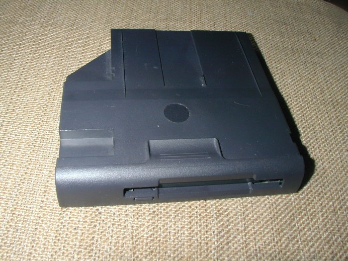DELL LATITUDE LAPTOP FLOPPY DRIVE INTERNAL 66942