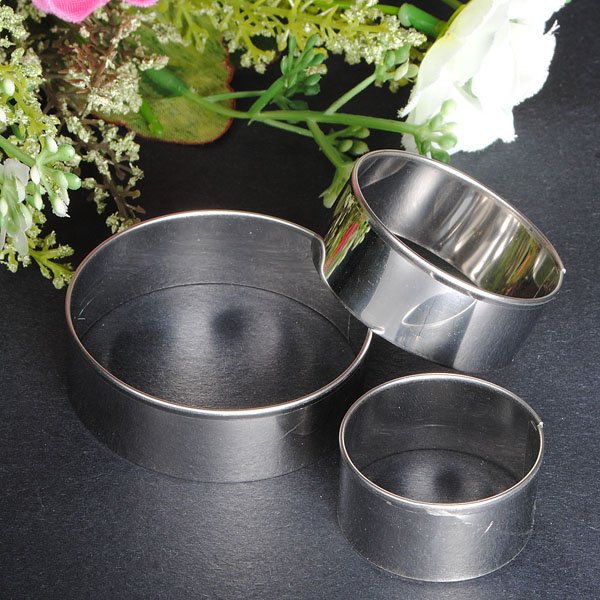 Stainless Steel Round Circle Cookie Fondant Cake Mould Cutter