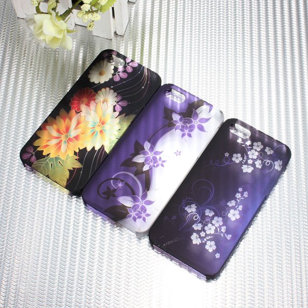 Flowers Matte Translucent Snap On Thin Back Hard Case For iPhone 5