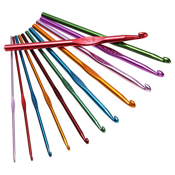 12 Multi Sizes Aluminum Plastic Handle Knitting Crochet Hooks Set
