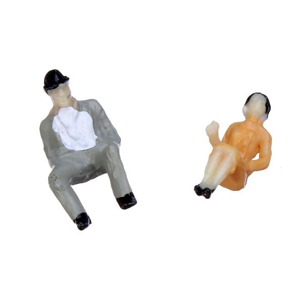 24 x New Ho Gauge Model Railway Seated Figures/People