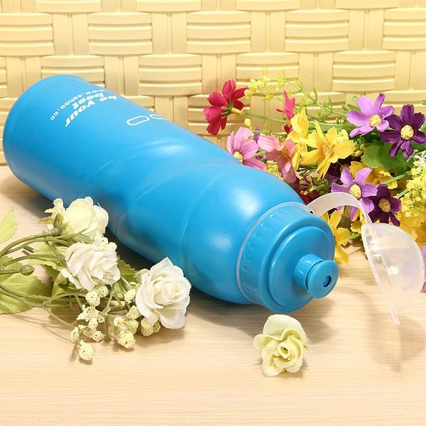 ROSWHEEL700ML Bicycle Camping Sports Plastic Extrusion Water Bottle