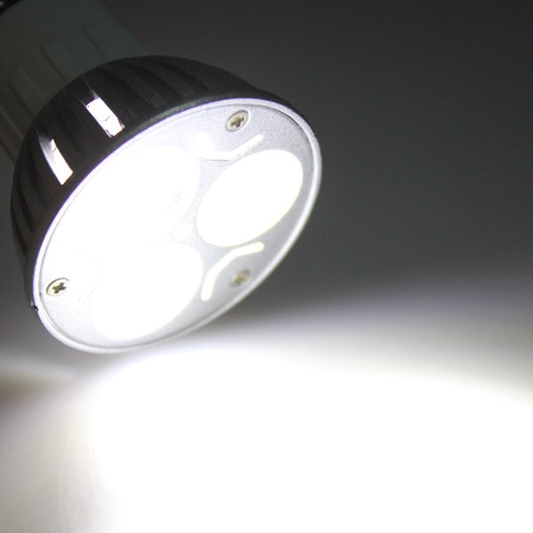 E14 3W White LED Energy Saving Spot Light Lamp Bulb 85-265V