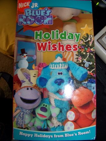 Blue's Room - Holiday Wishes