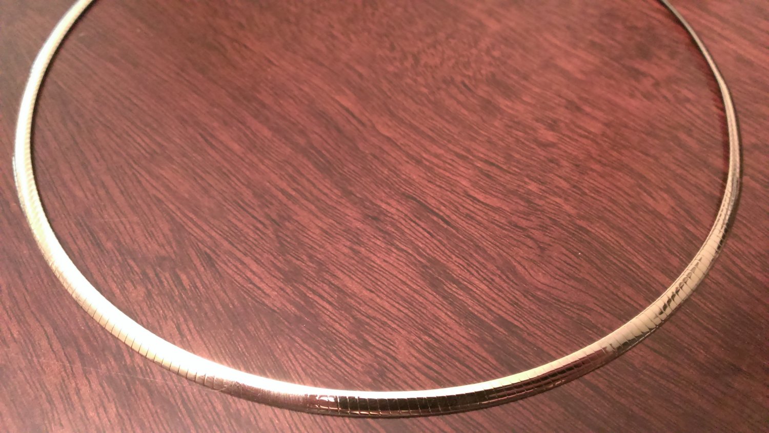 10K YELLOW & WHITE GOLD REVERSIBLE DOMED OMEGA NECKLACE - ADJUSTABLE 16-19" 4mm