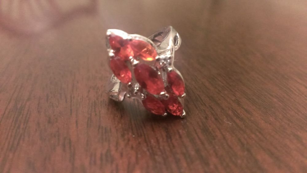 925 STERLING SILVER LARGE CLUSTER COCKTAIL RING WITH RED AND CLEAR/WHITE STONES